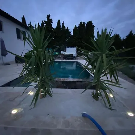 Neuve Piscine Debordement فيلة *